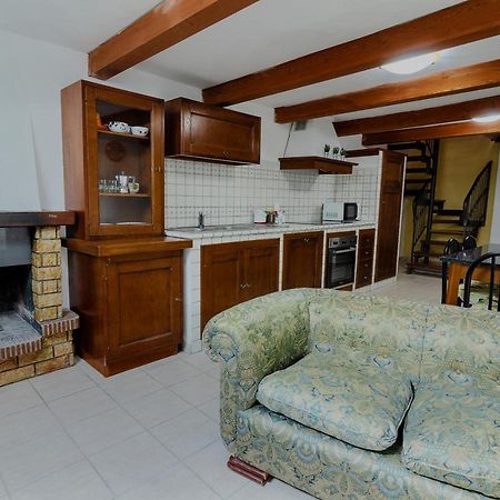 Casa Vacanze Gran Sasso Кастель-дель-Монте Екстер'єр фото