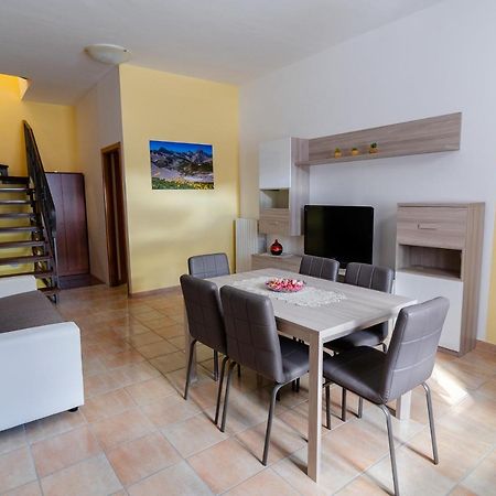 Casa Vacanze Gran Sasso Кастель-дель-Монте Екстер'єр фото