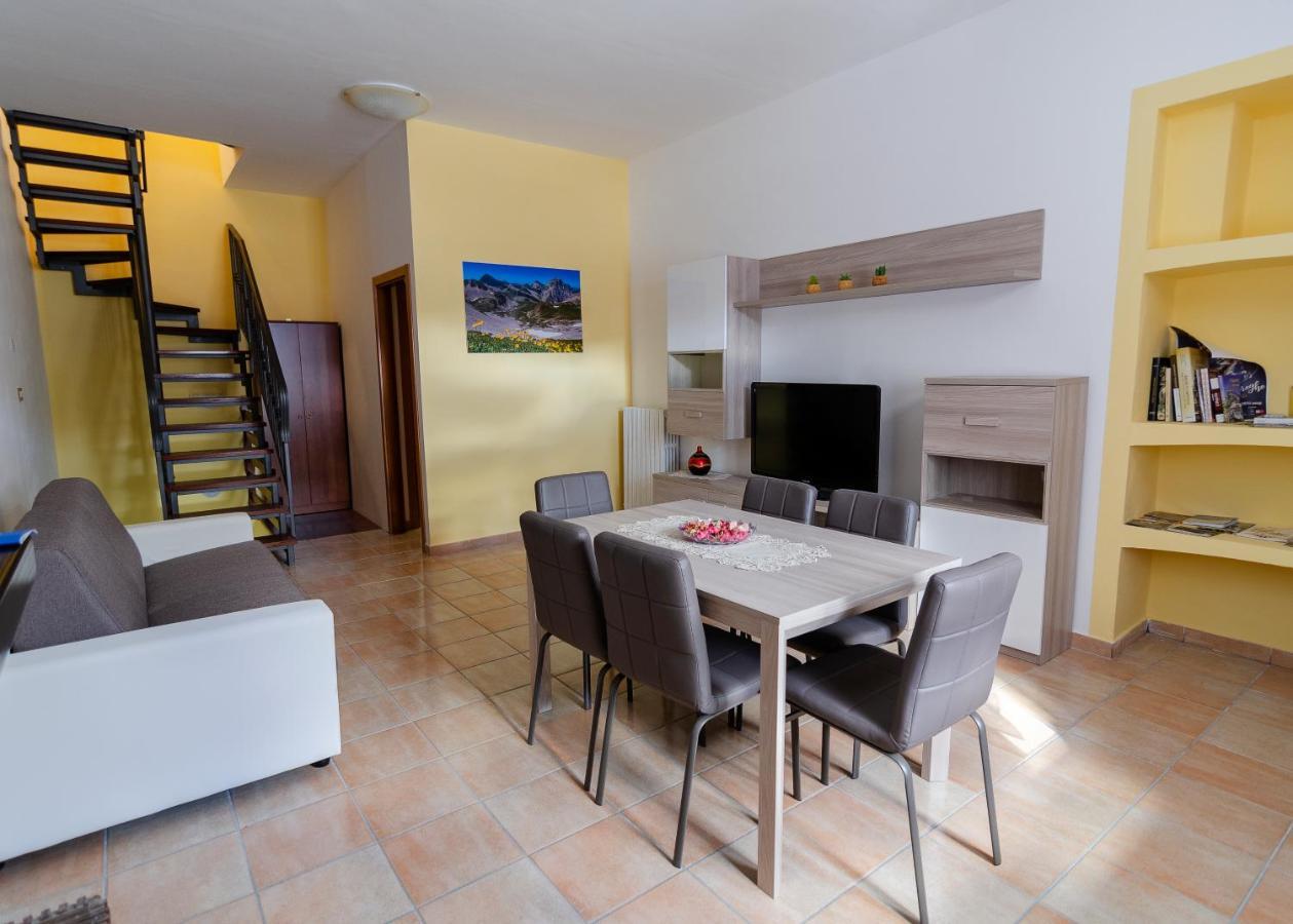 Casa Vacanze Gran Sasso Кастель-дель-Монте Екстер'єр фото